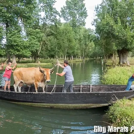 Les Allees Du Chateau 3*